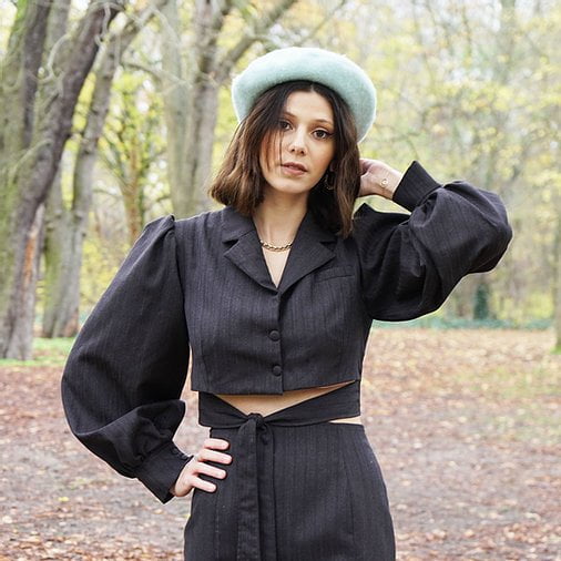 74ec6a_6d0980e5a124441990419e1d5d14bfd4_mv2