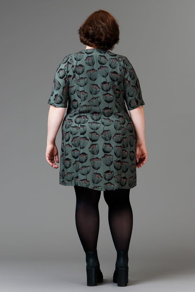 DAD-24_4_patron-robe-arum