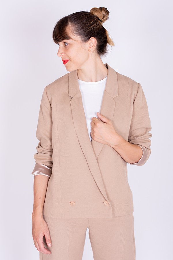 I-AM-Patterns-patron-couture-veste-tailleur-blazer-beige-Full-Moon-6-1