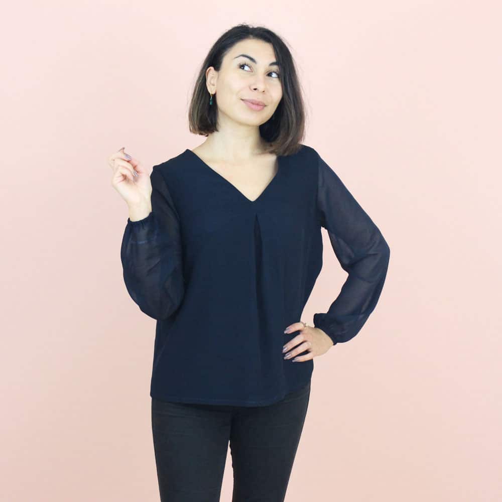 patron-blouse-Lelia-couture-bleu-marine