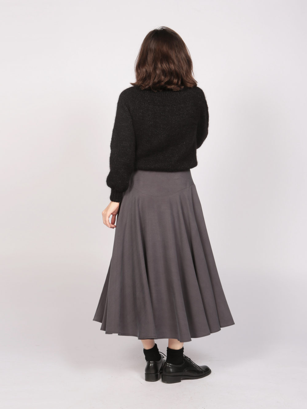 Camimade_averse_skirt_grey1-1000x1333