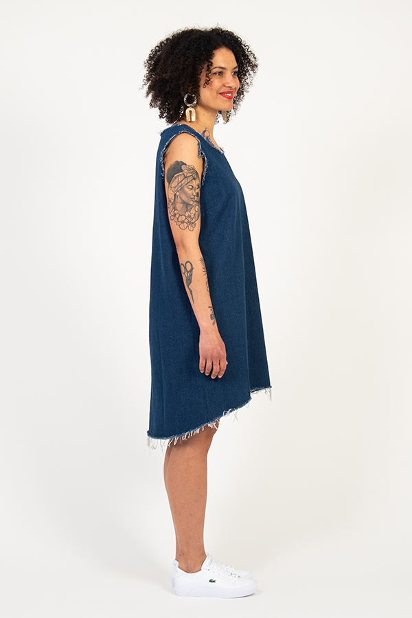 I-AM-Aura-Robe-Trapeze-1