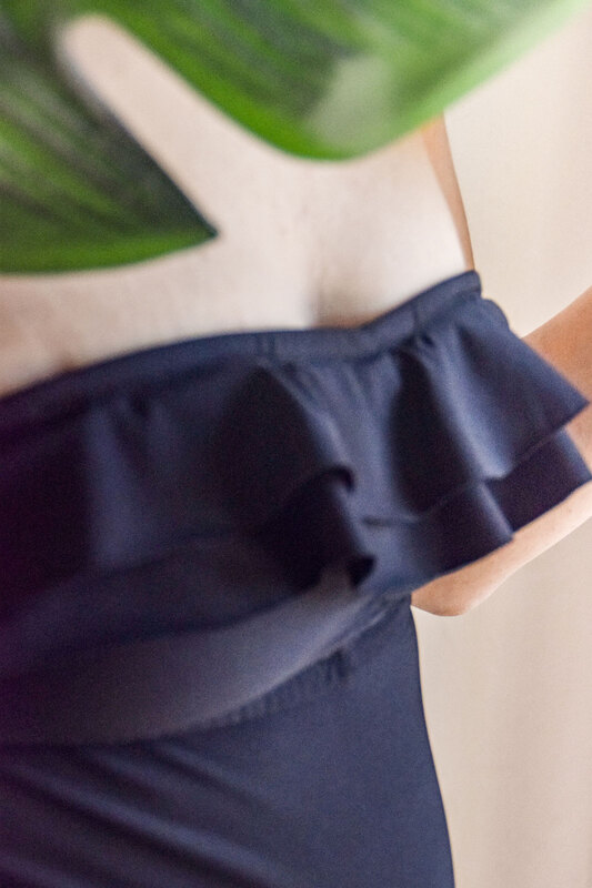 maillot-1-piece-pina-volant-decollete