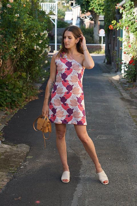 505178_d20905a978414d299fefc7610a28caf7_mv2