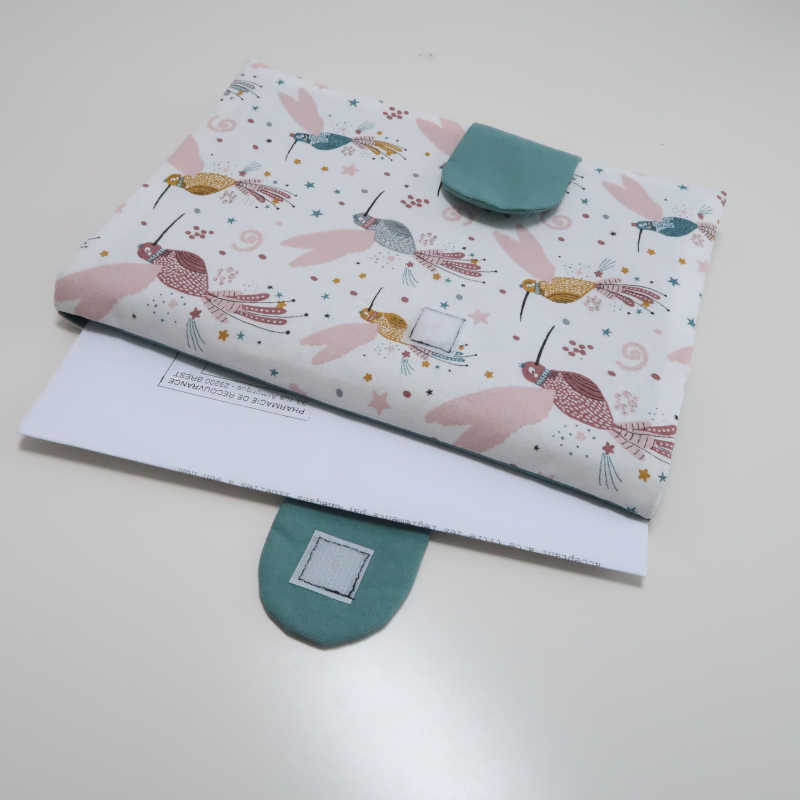 protege-carnet-sante-poche-arriere