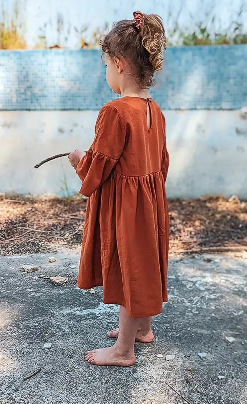 Louison-robe-dos-min