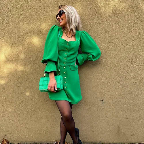 74ec6a_37e294e4d5a943d4b3569a9274fafeb9_mv2