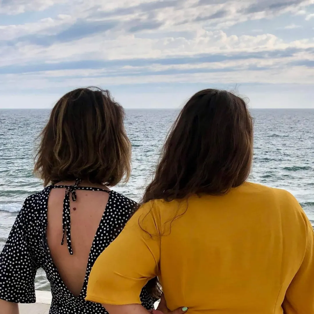 c2VydmljZT1pbWFnZXMmc3JjPWh0dHBzJTNBJTJGJTJGY2hlem1hbWllbWVyY2VyaWUuZnIlMkZ3cC1jb250ZW50JTJGdXBsb2FkcyUyRjIwMjIlMkYwNiUyRkZlbGljaWUtMS5wbmcmY2FjaGVNYXJrZXI9MTY1NDY5Mjg4M