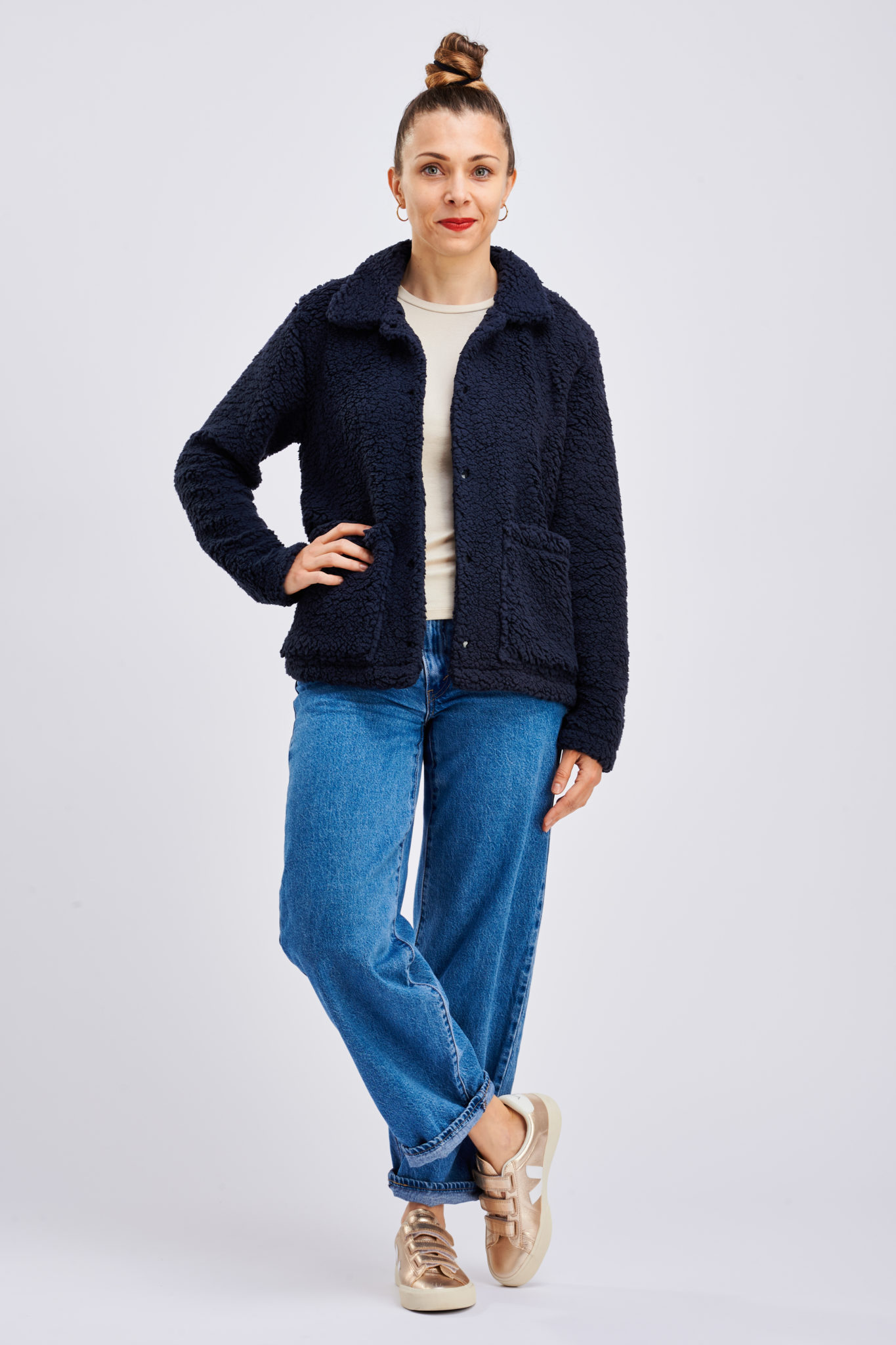 I-AM-GASTON-veste-jersey-bleue-col-poches-plaquees-2364691-rc