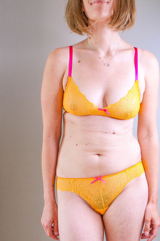 culotte-dentelle-moscow-mule-devant-jaune