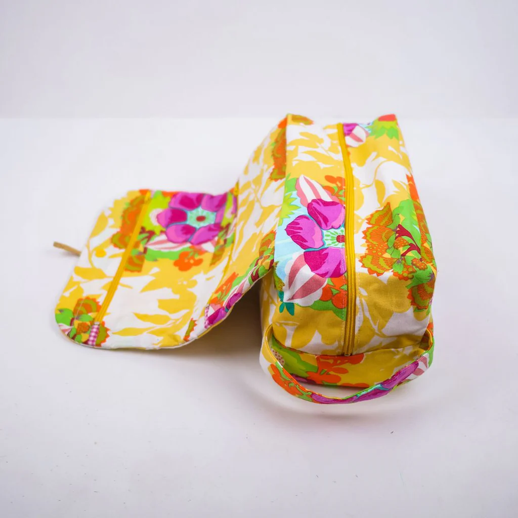 2_638e7b0b-4b3c-4d43-8a49-674cd579e262_1024x1024