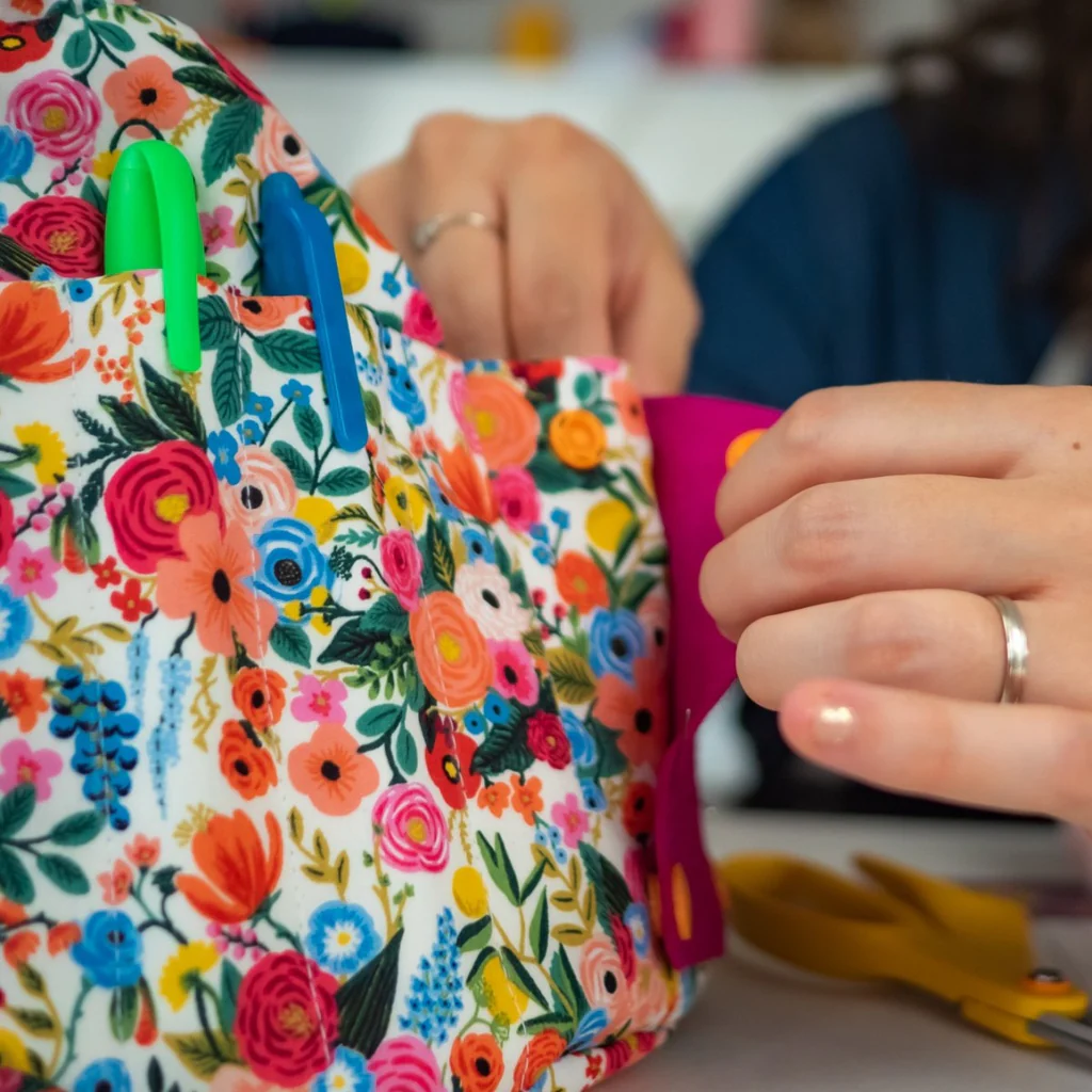 trousse-de-couture-marguerite_4_1024x1024
