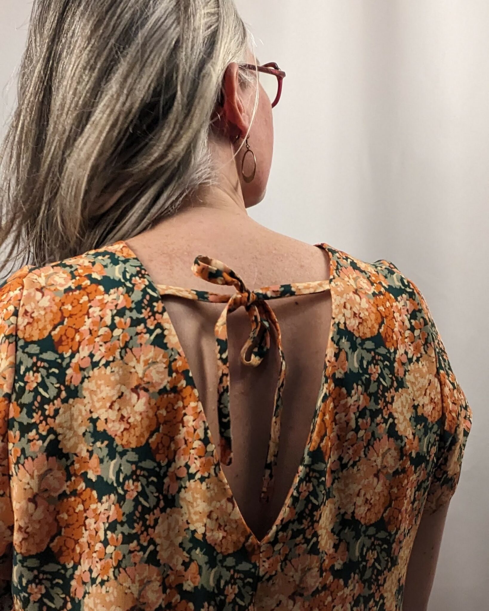 dos nu robe midi chavafroncer2 - Emily Lenoble