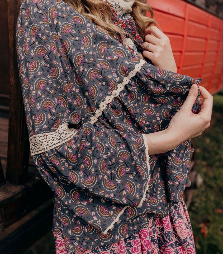 blouse castagnette manches volantes 5