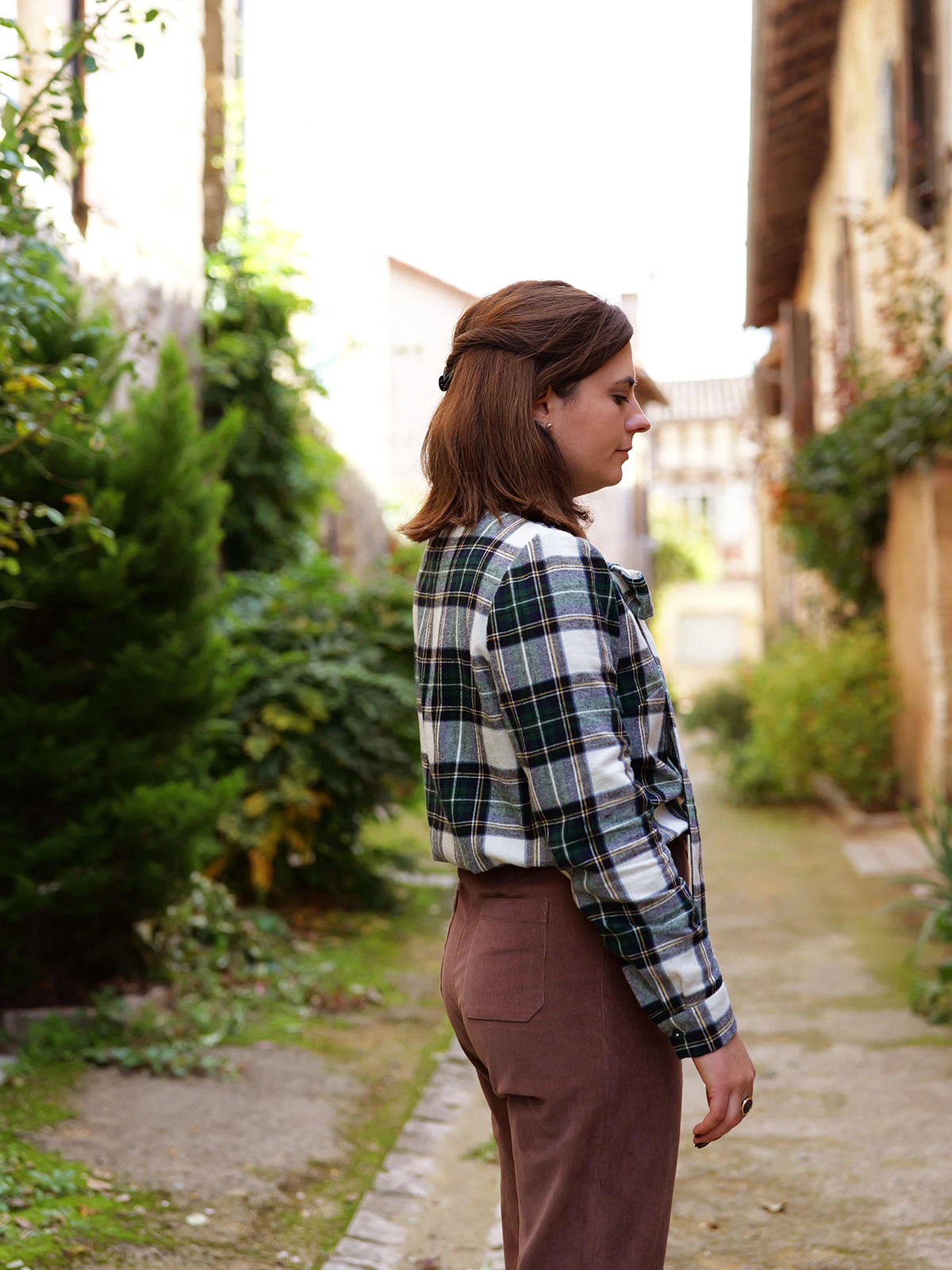 blouse-tartan-et-pantalon-marron-2