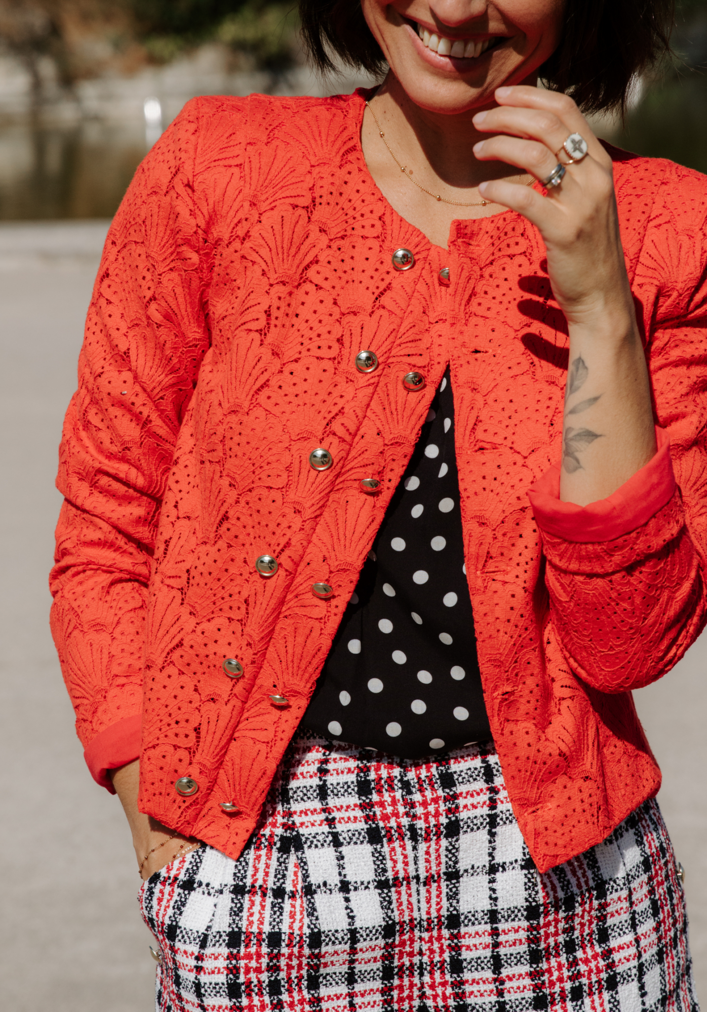 metropolis_dentelle_coquillage_rouge_passion_3_1600x